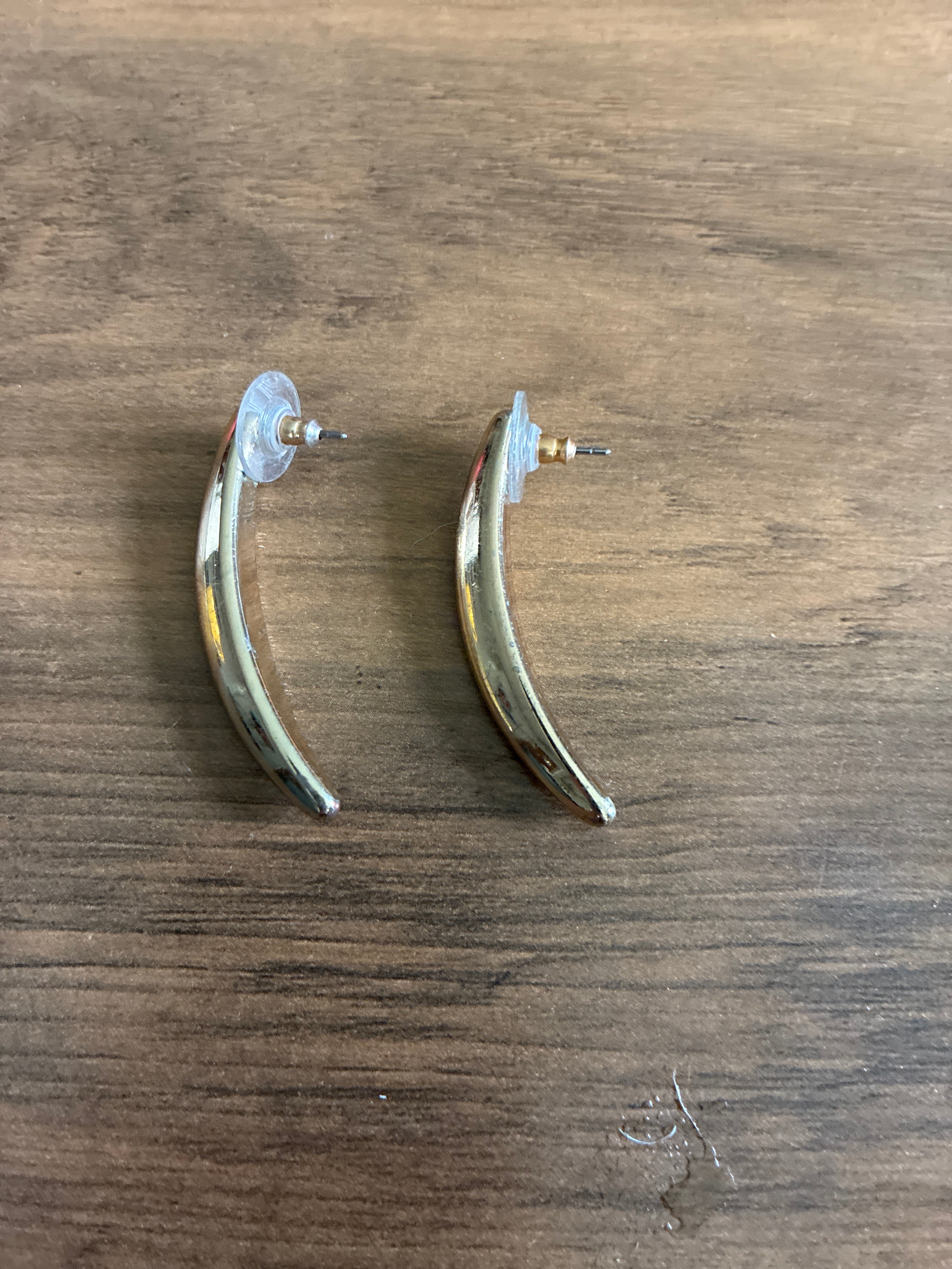 Curve earrings