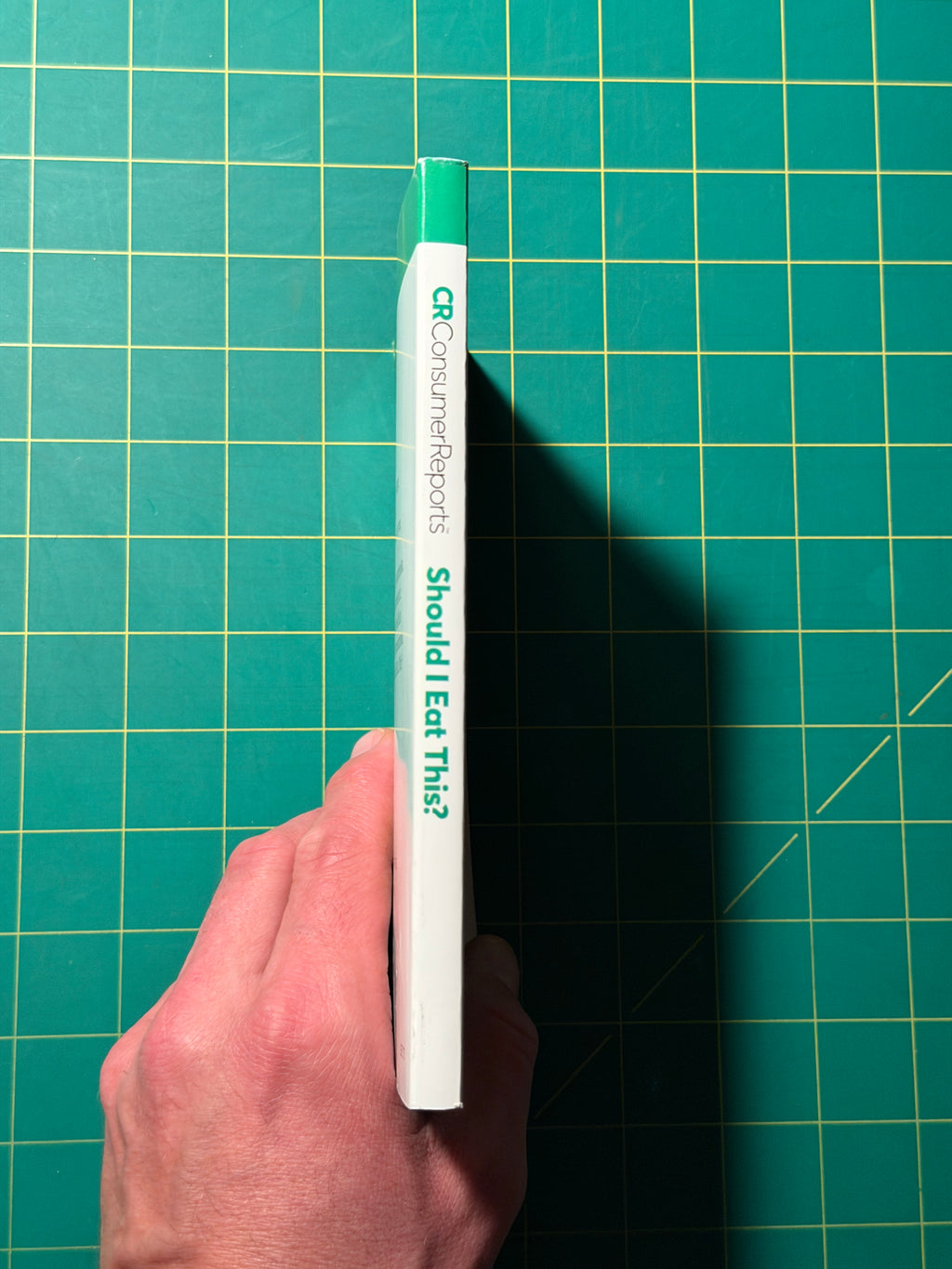Should I Eat This?: Expanded Third Edition - Paperback, Used Good