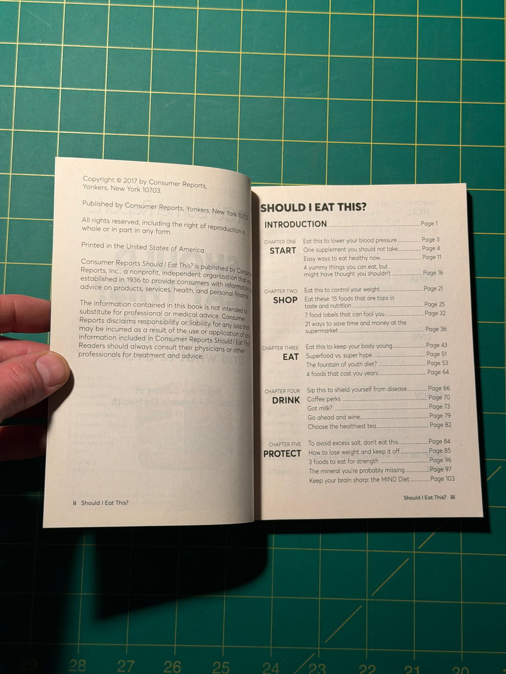 Should I Eat This?: Expanded Third Edition - Paperback, Used Good