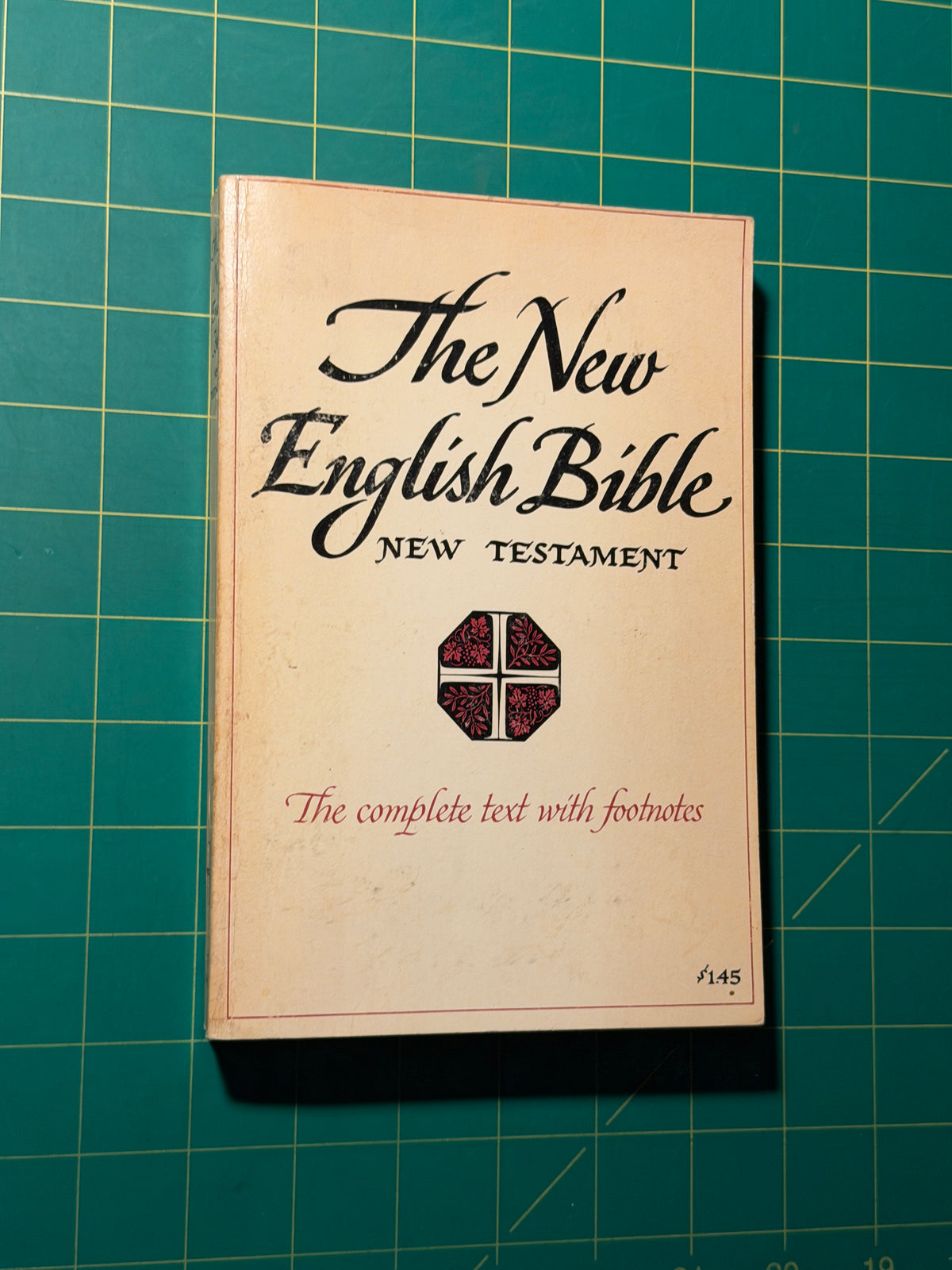 The New English Bible: New Testament - Paperback, Used Good