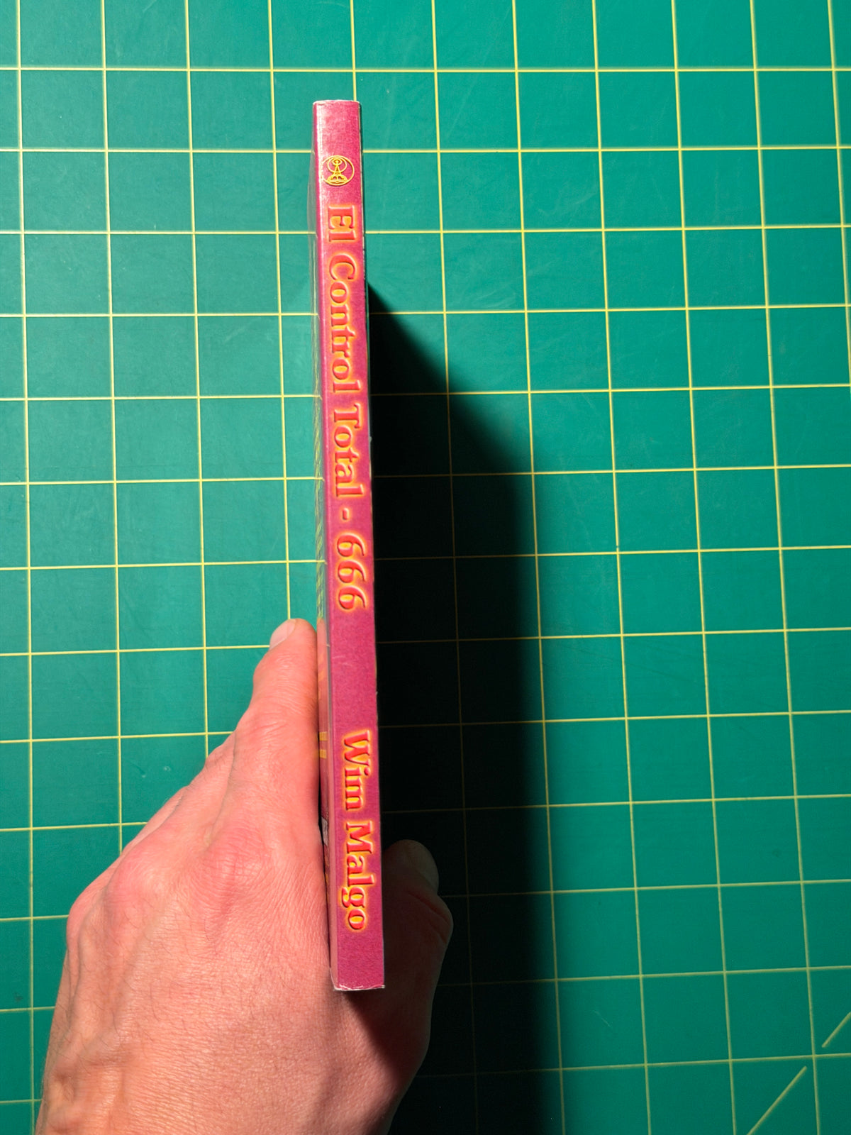 El Control Total: 666 - Paperback, Used Good