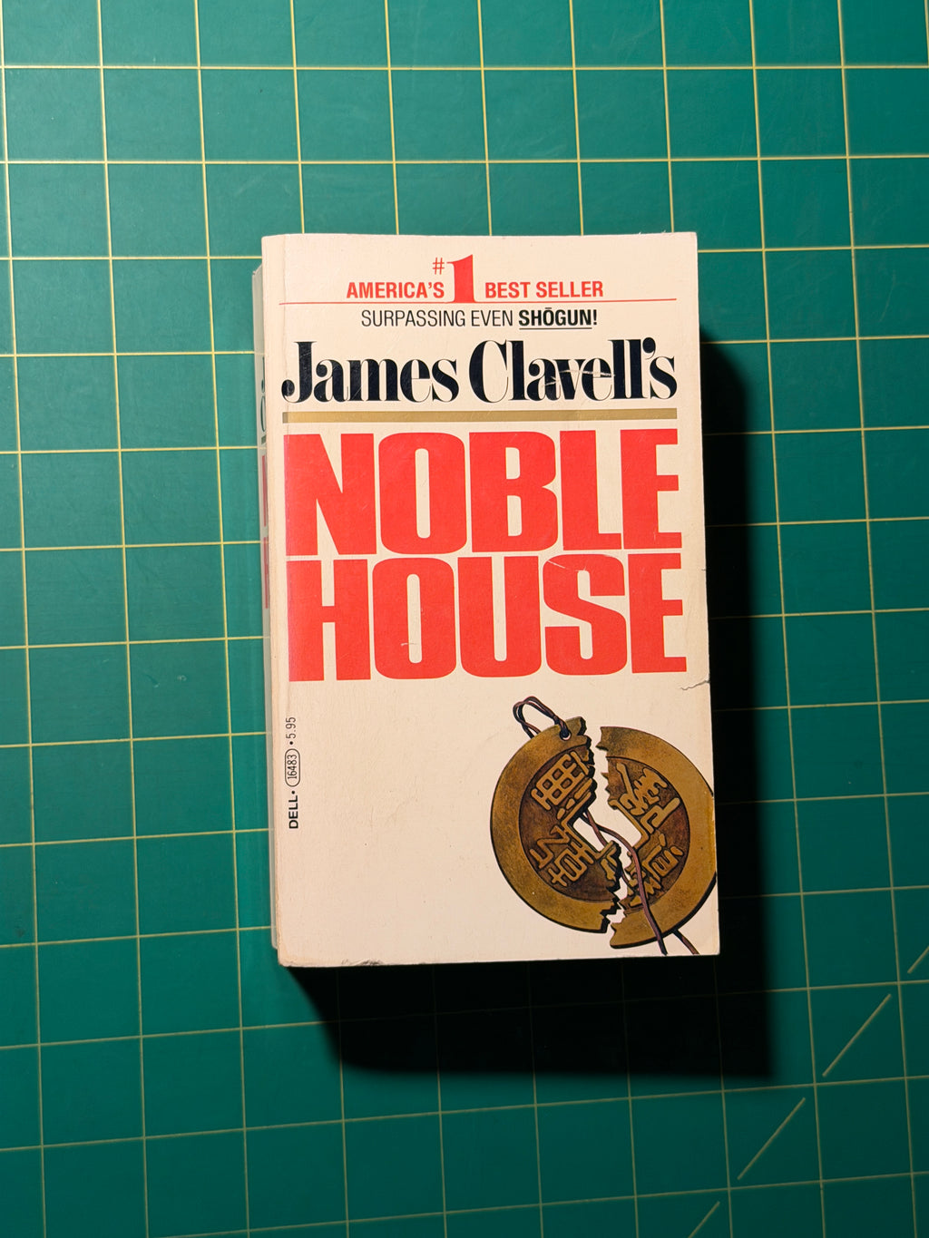 Noble House - Paperback, Used Good
