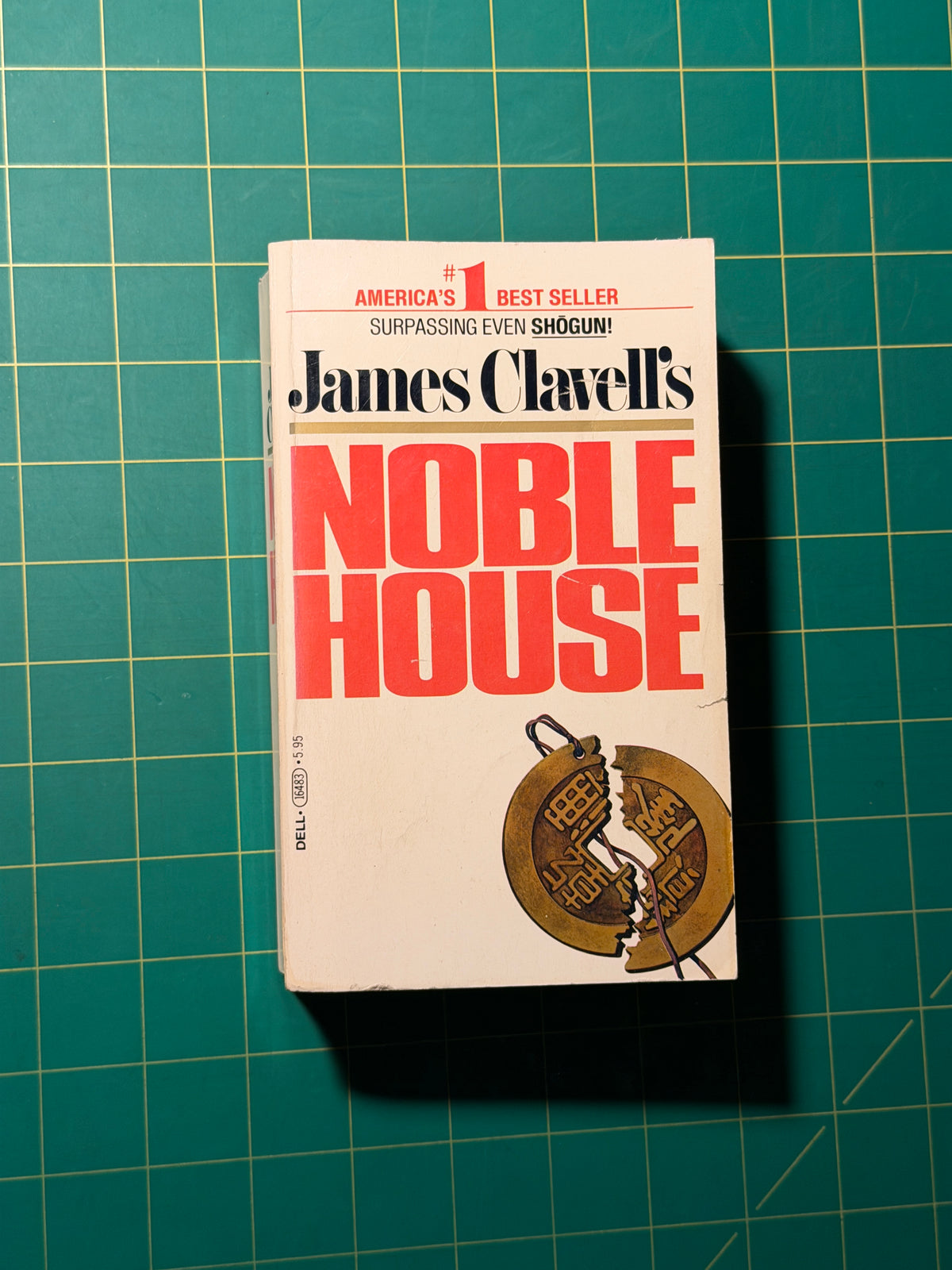 Noble House - Paperback, Used Good
