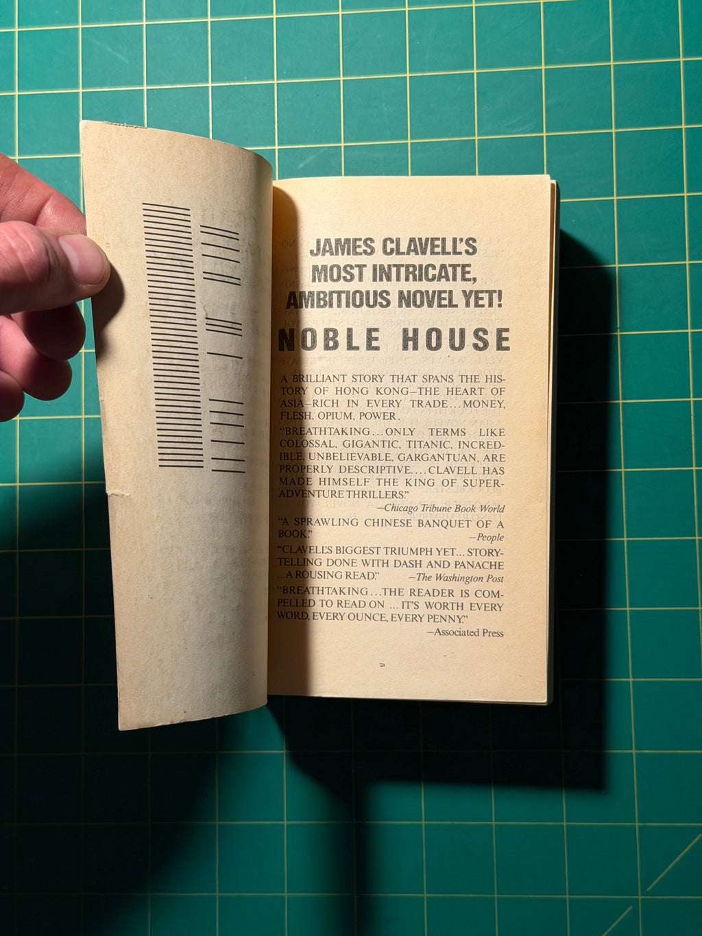Noble House - Paperback, Used Good
