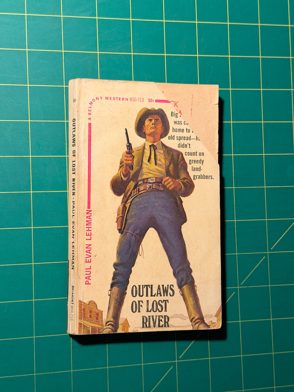 Outlaws of Lost River - Paperback, Used Acceptable