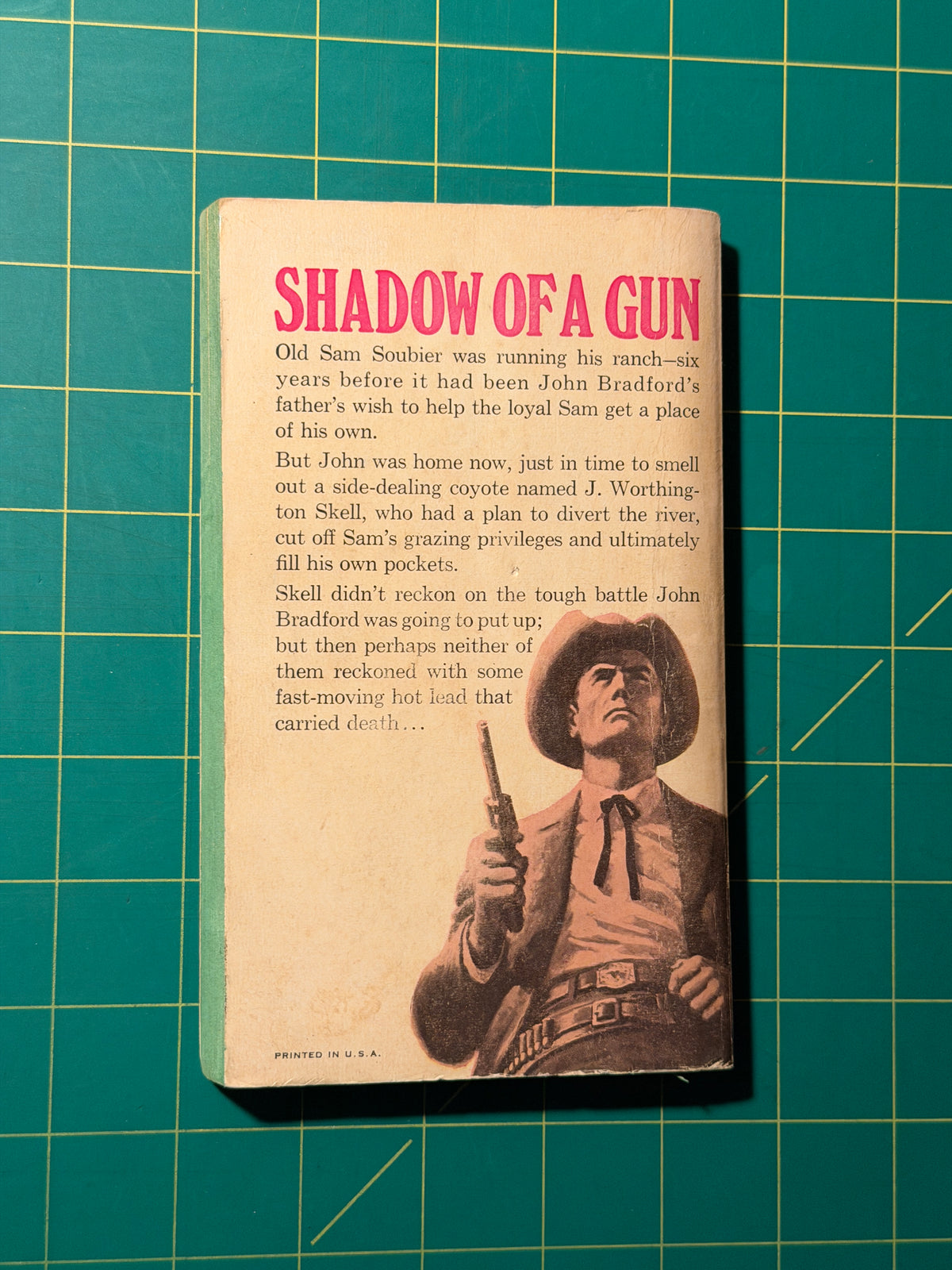 Outlaws of Lost River - Paperback, Used Acceptable