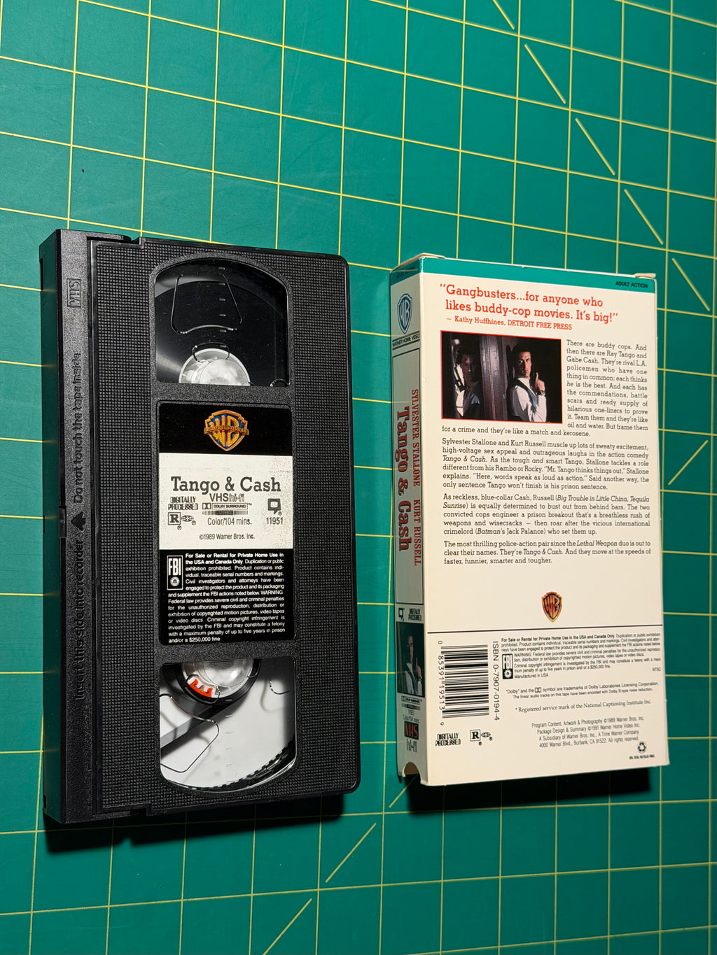 Tango & Cash - VHS Tape, Used Good