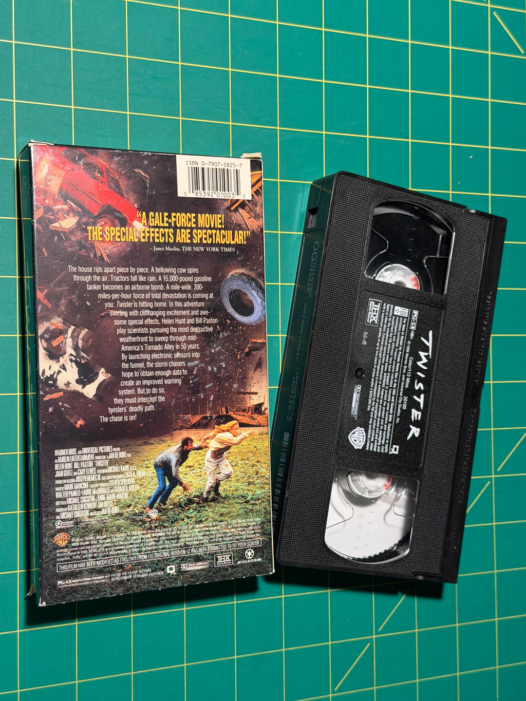 Twister - VHS Tape, Used Acceptable