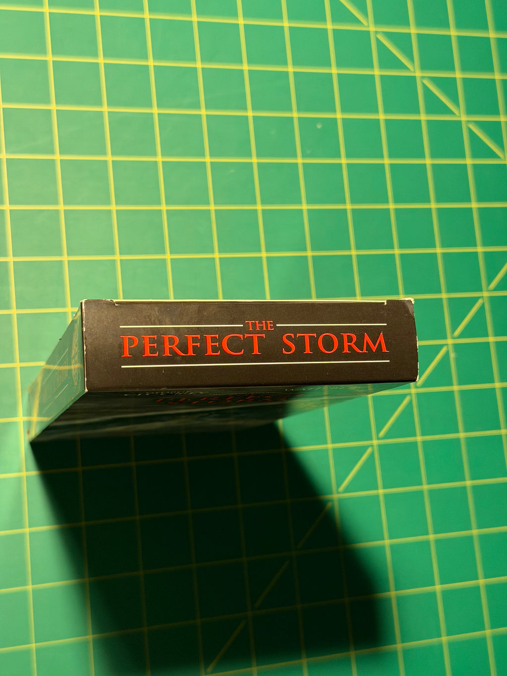 The Perfect Storm - VHS Tape, Used Good