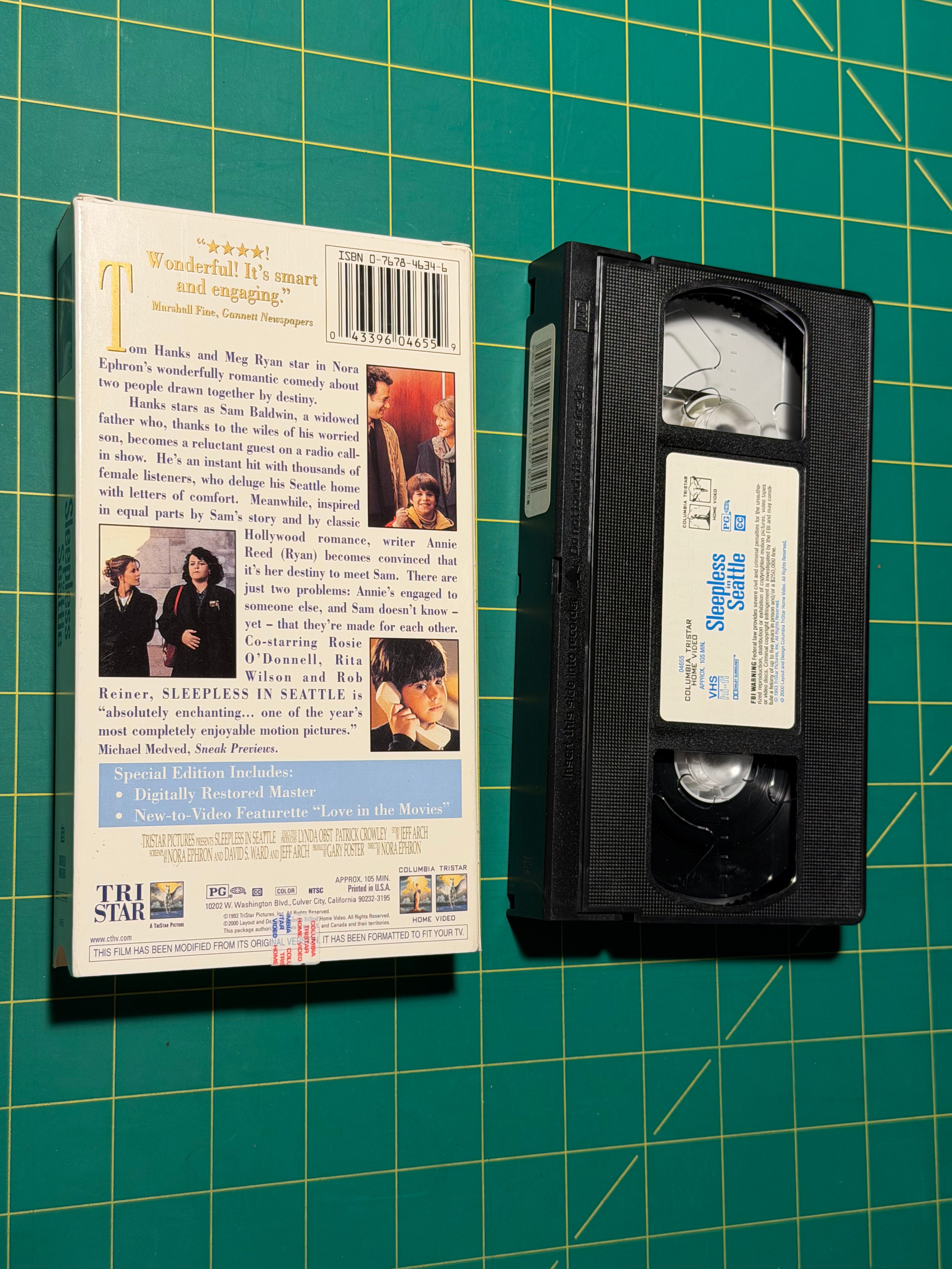Sleepless in Seattle - VHS Tape, Used Good