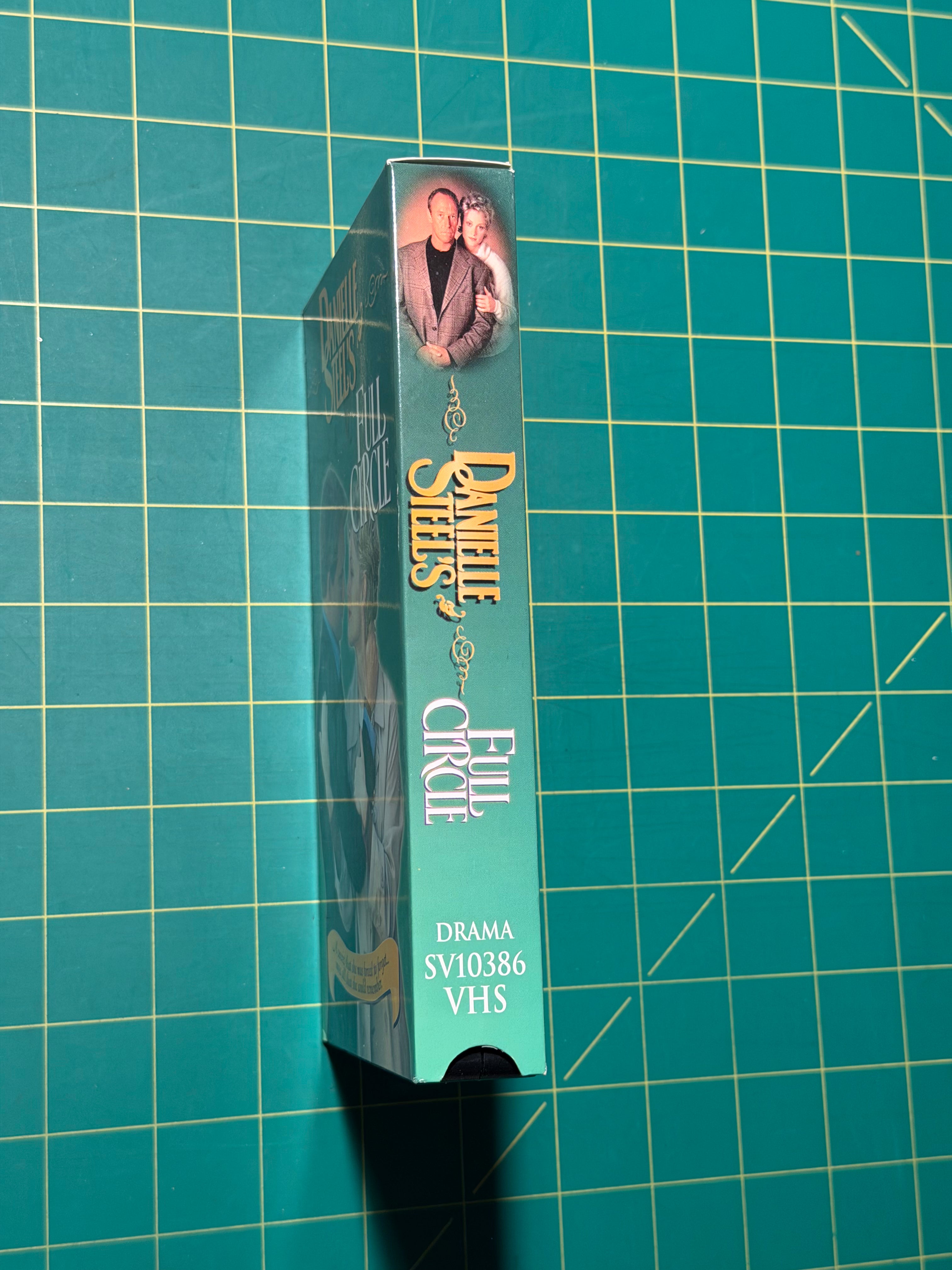 Danielle Steel's Full Circle - VHS Tape, Used Good