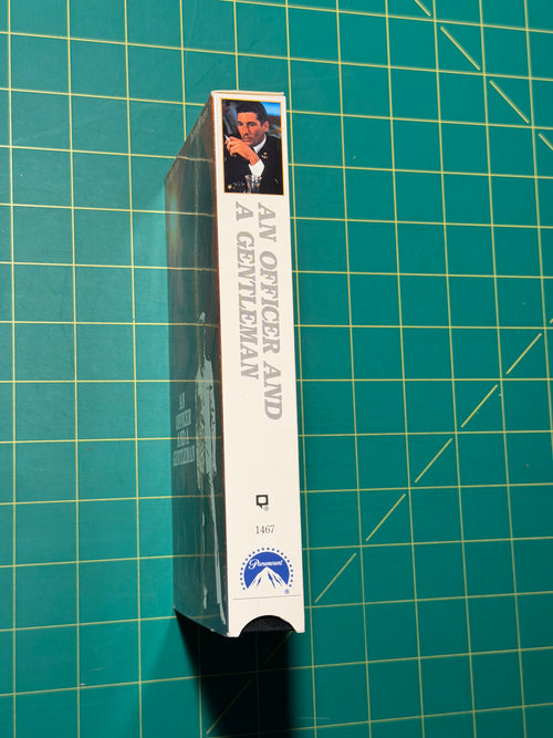An Officer and a Gentleman - VHS Tape, Used Good