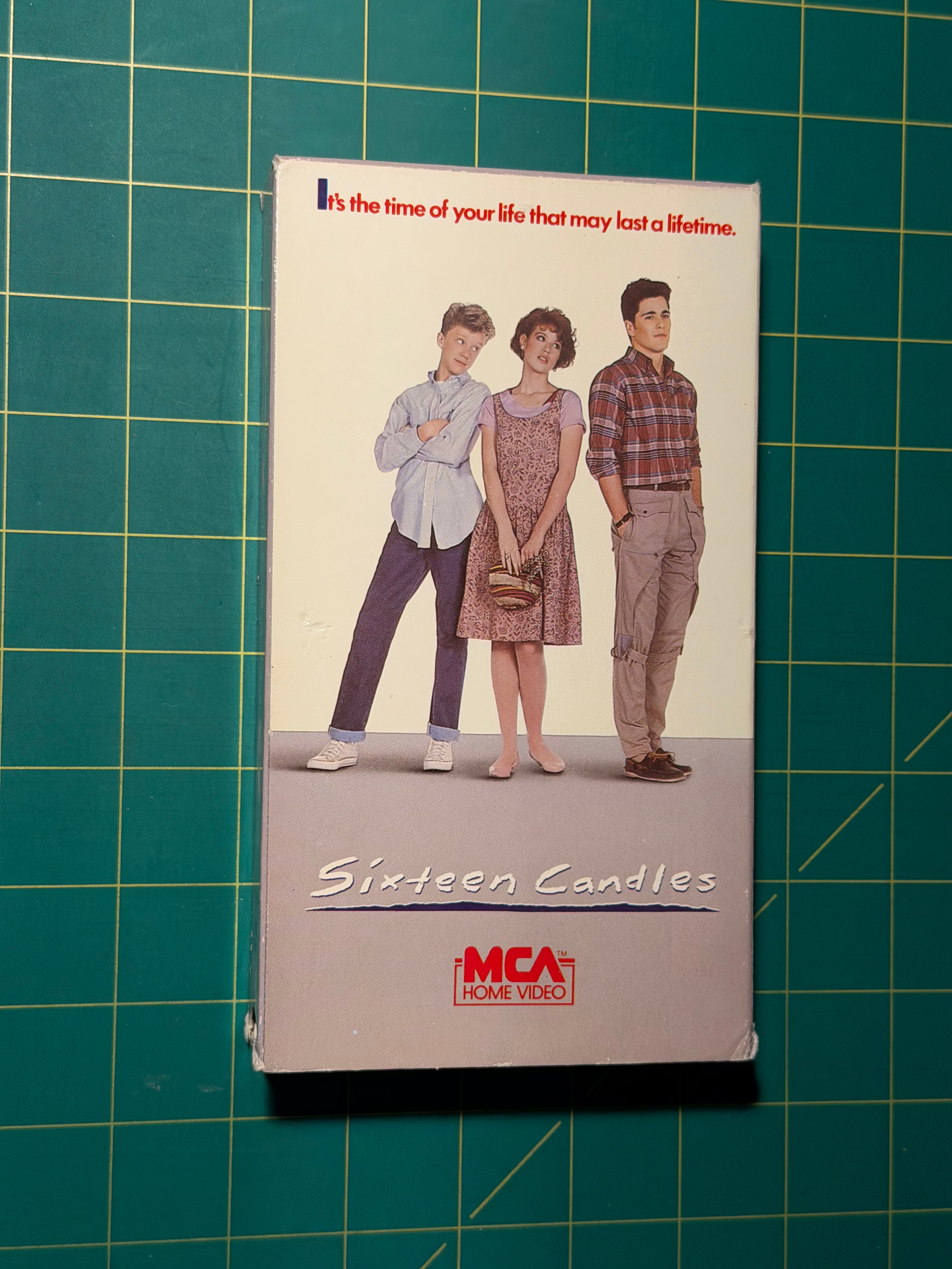 Sixteen Candles - VHS Tape, Used Good