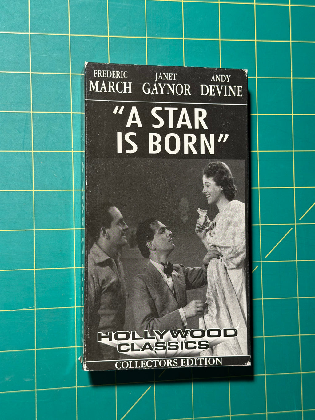 A Star Is Born - VHS Tape, Used Acceptable
