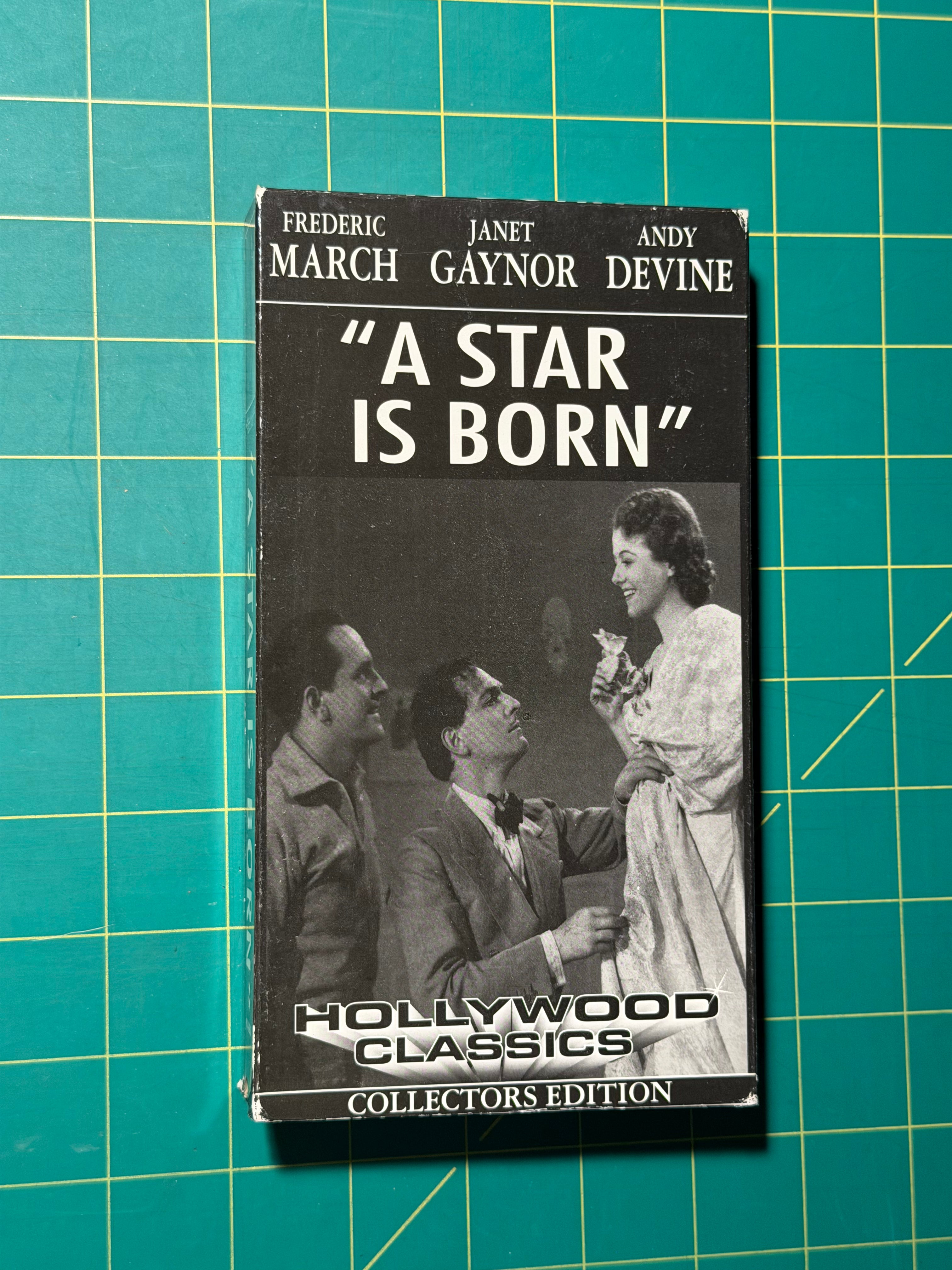 A Star Is Born - VHS Tape, Used Acceptable