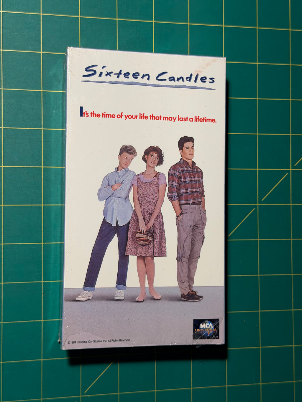 Sixteen Candles - VHS Tape, Used Good