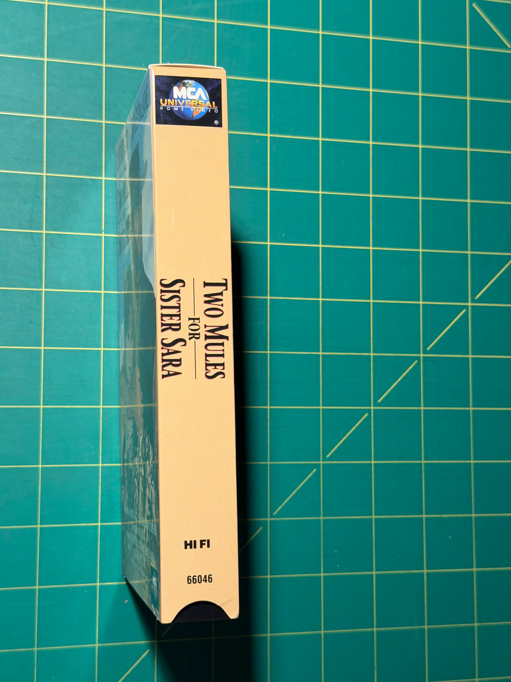 Two Mules for Sister Sara - VHS Tape, Used Good