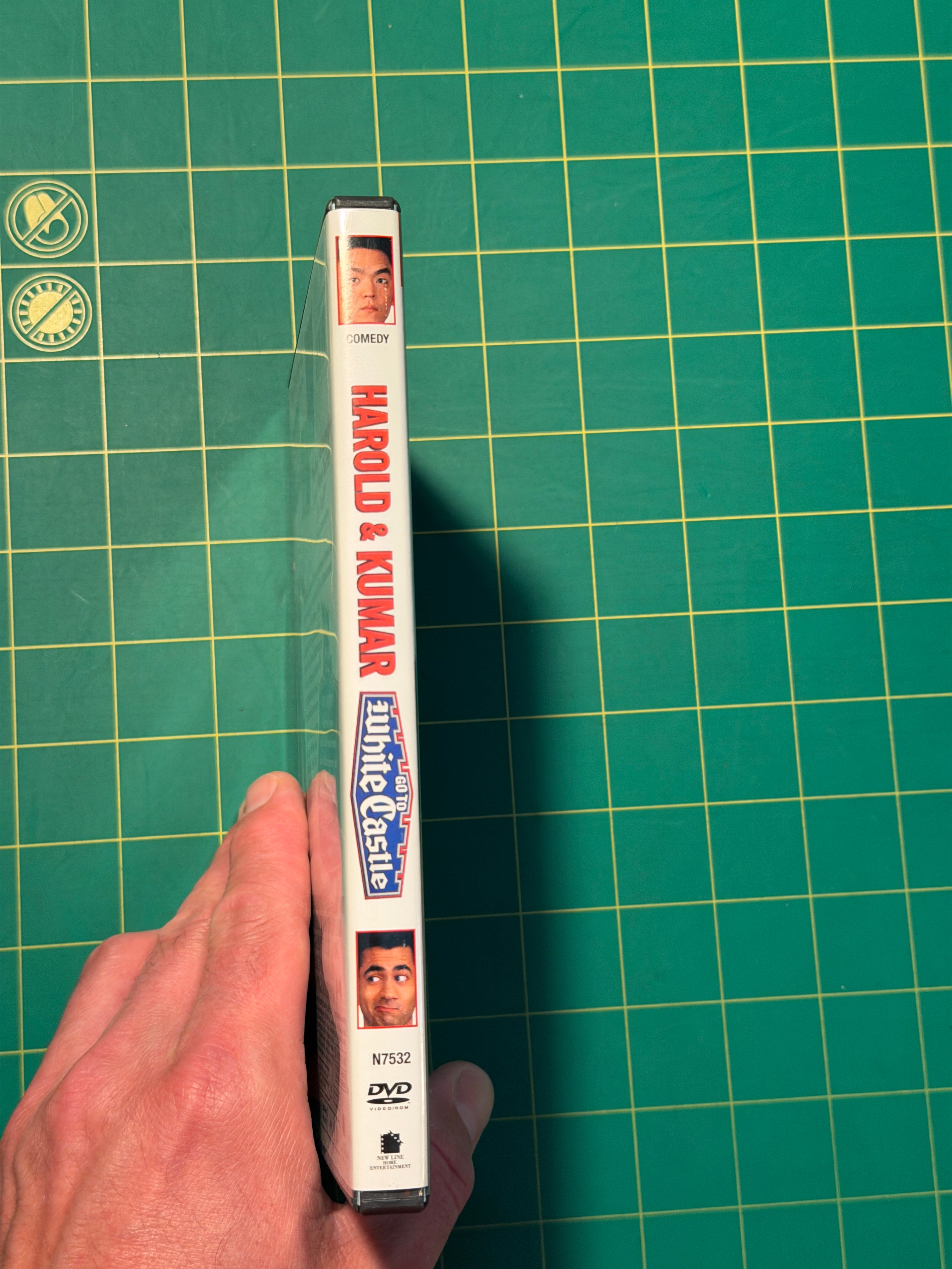 Harold & Kumar Go to White Castle - DVD, Used Good