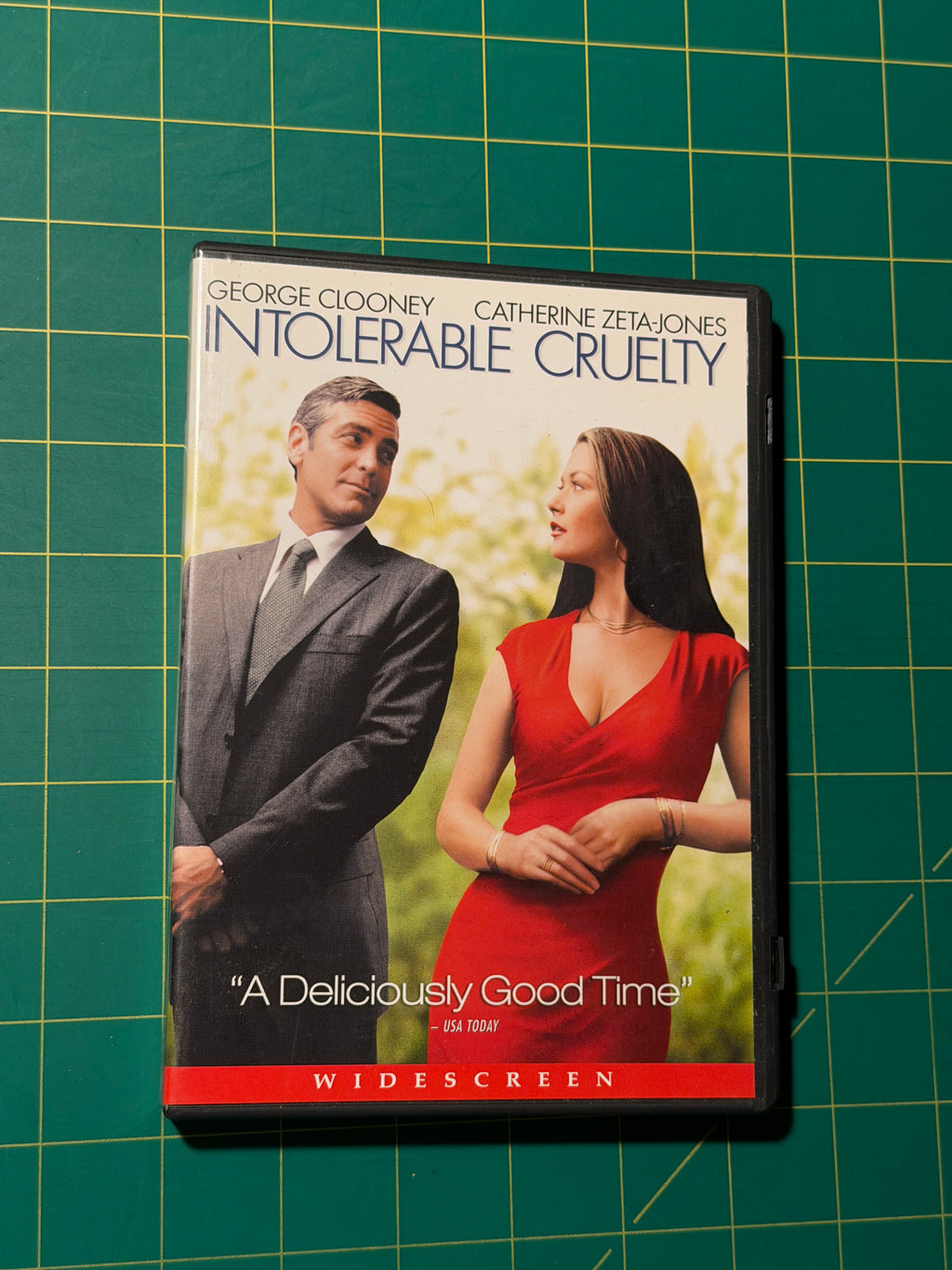 Intolerable Cruelty - DVD, Used Good