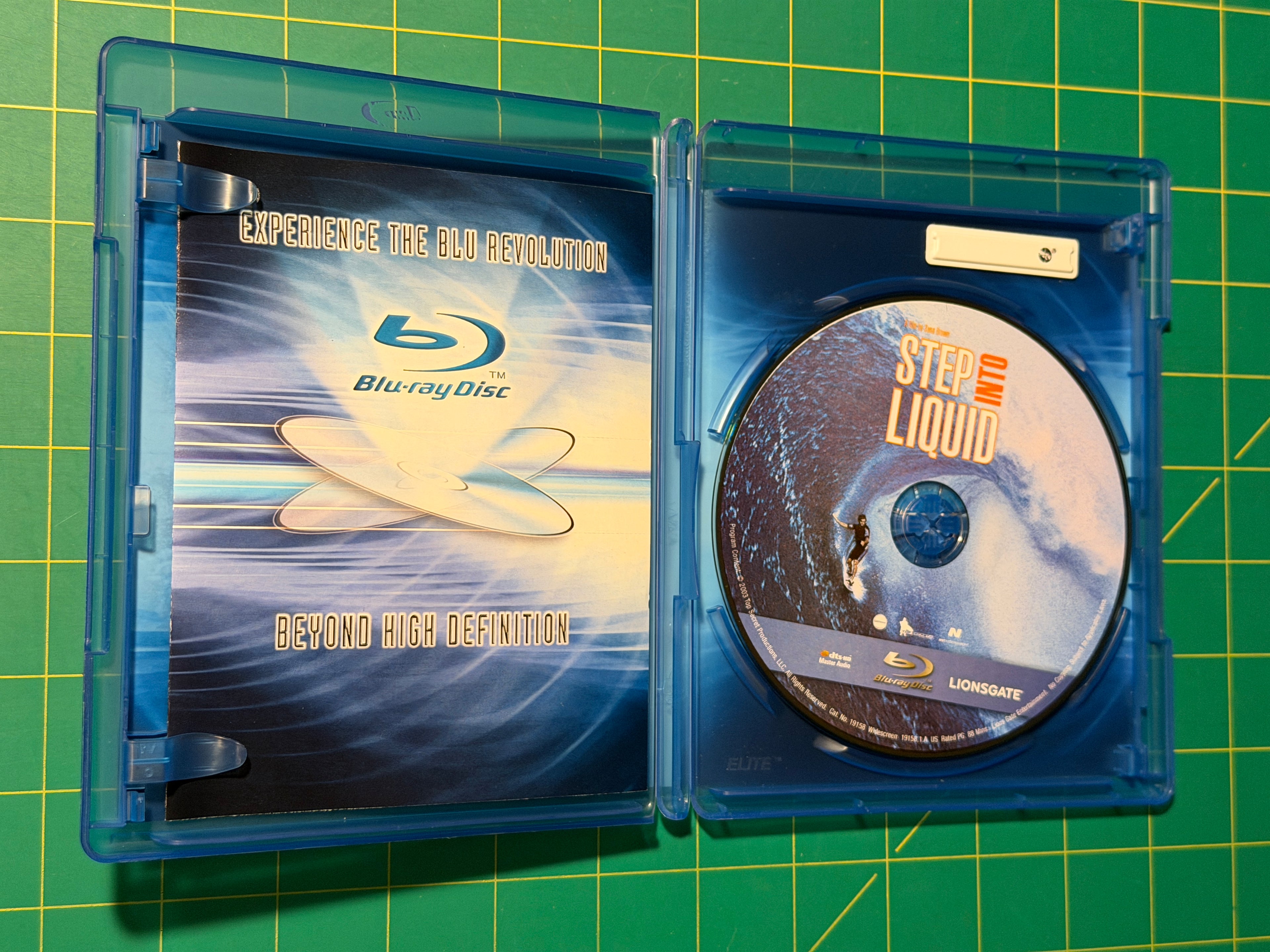 Step Into Liquid - Blu-ray, Used Good
