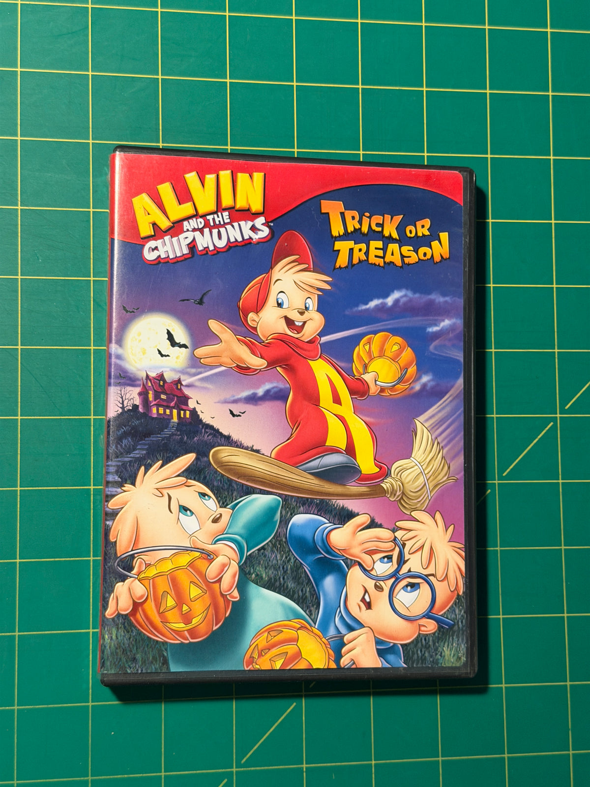 Alvin and the Chipmunks: Trunk or Treason - DVD, Used Good