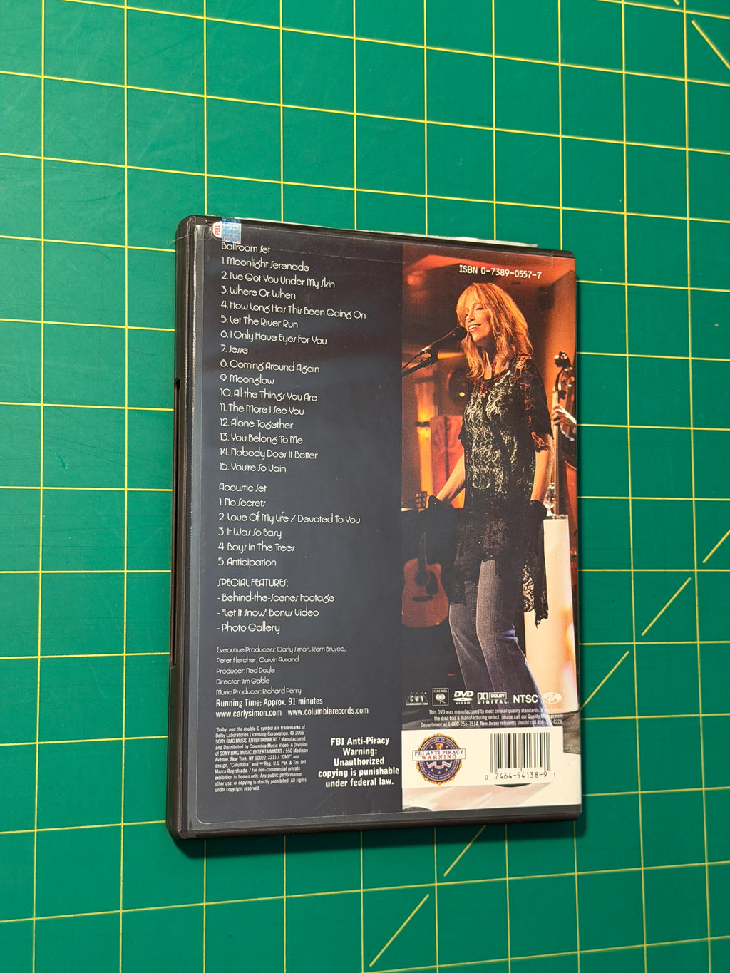 Carly Simon: A Moonlit Serenade on The Queen Mary 2 - DVD, Used Good