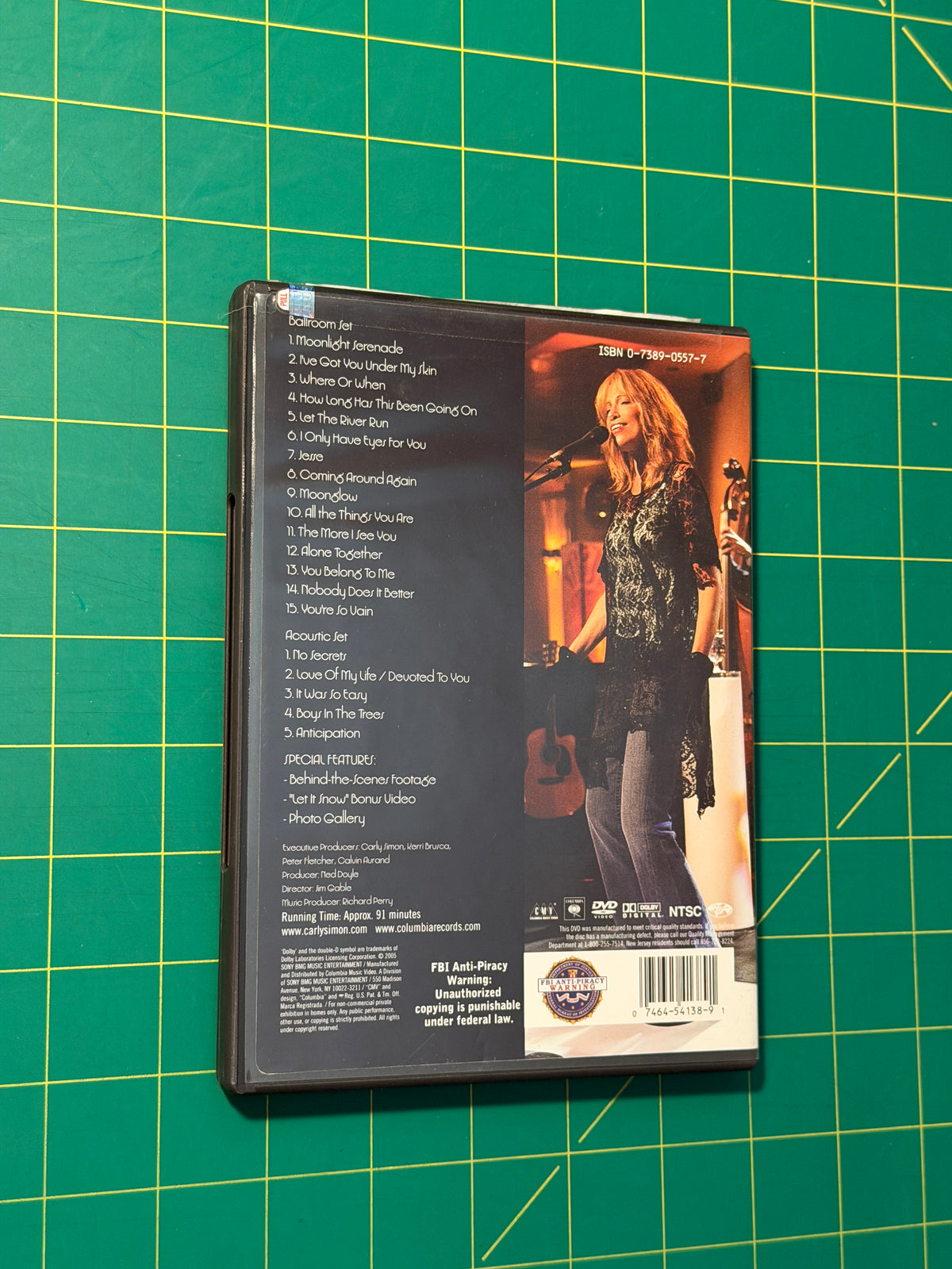 Carly Simon: A Moonlit Serenade on The Queen Mary 2 - DVD, Used Good