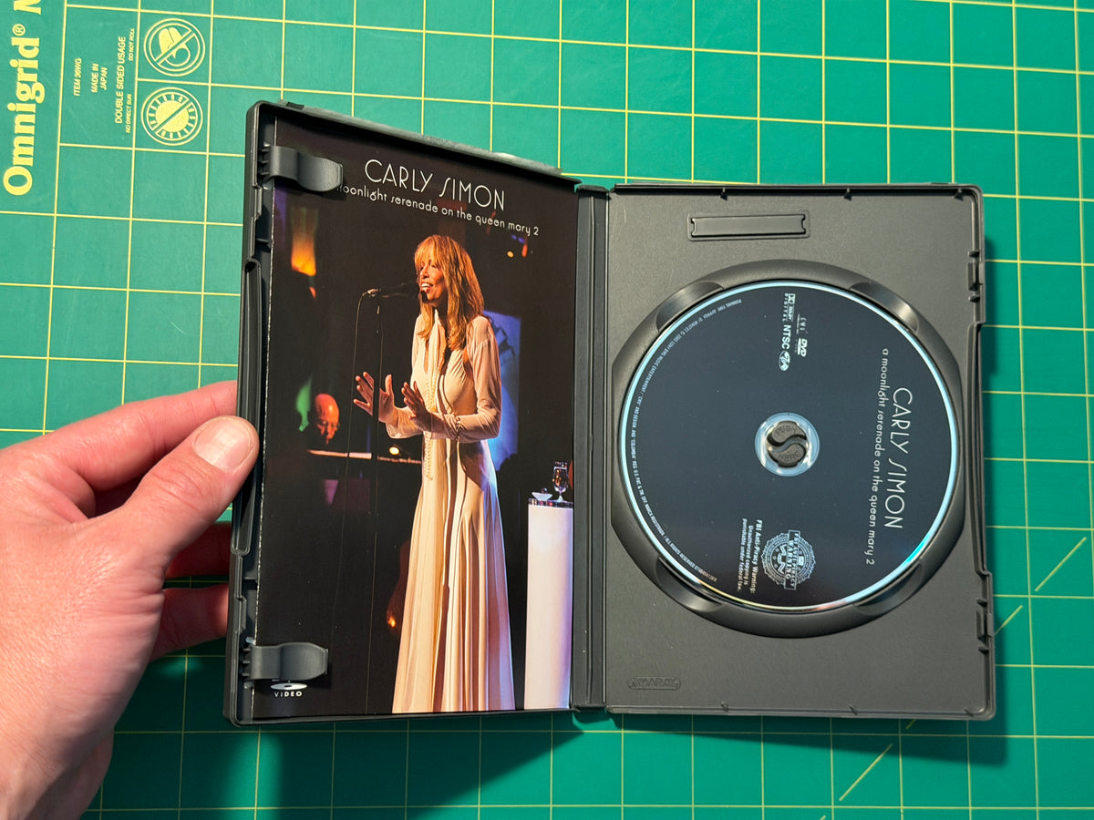 Carly Simon: A Moonlit Serenade on The Queen Mary 2 - DVD, Used Good