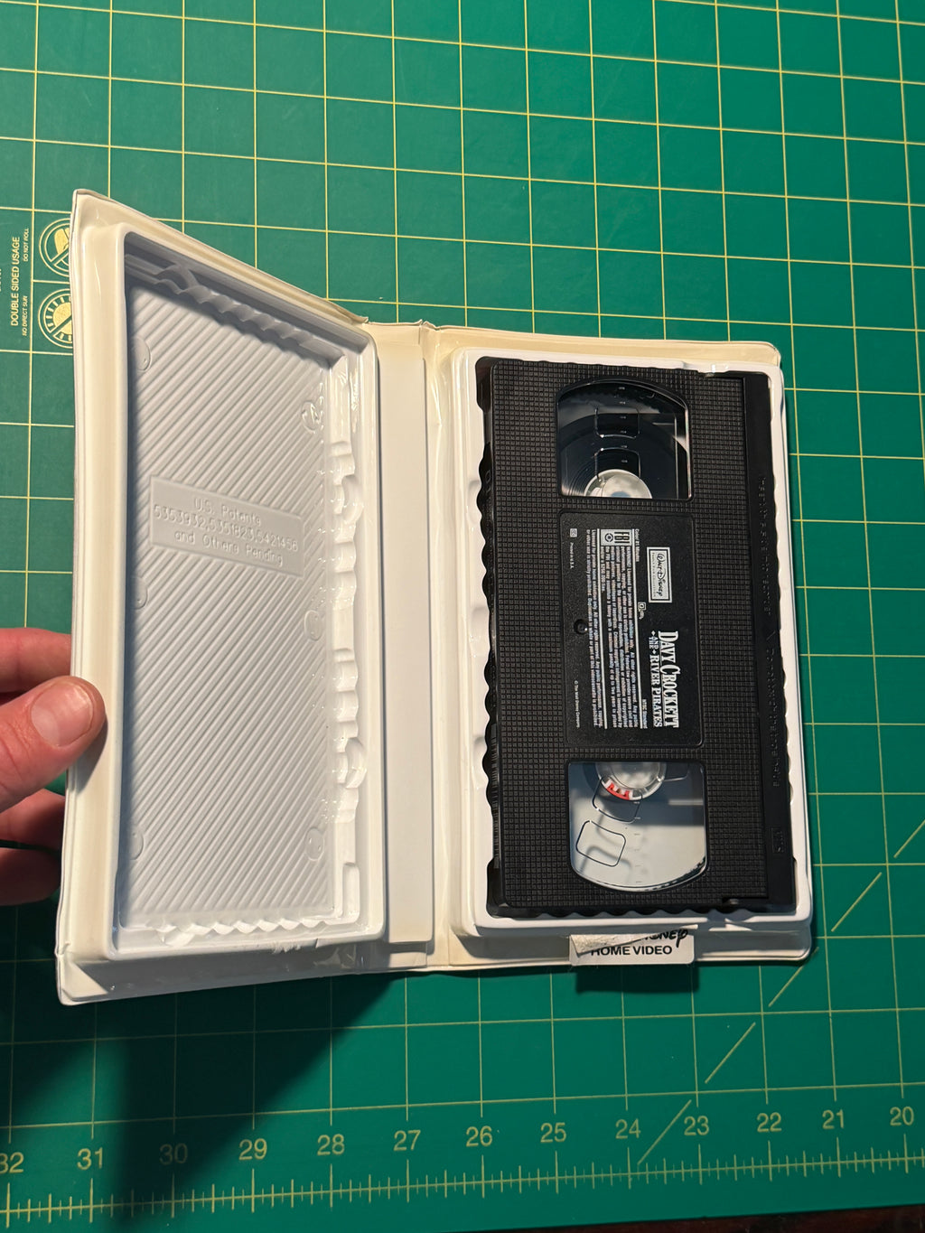Davy Crockett and the River Pirates - VHS, Used Good